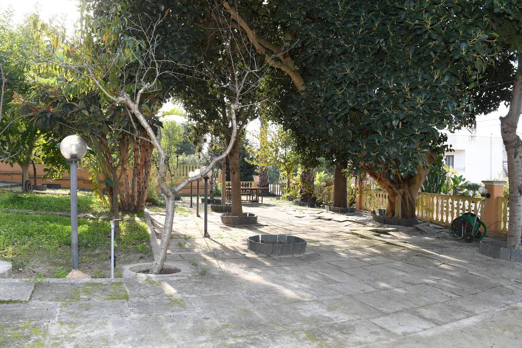 B&B Il Canto Del Mare Pulsano Exterior photo